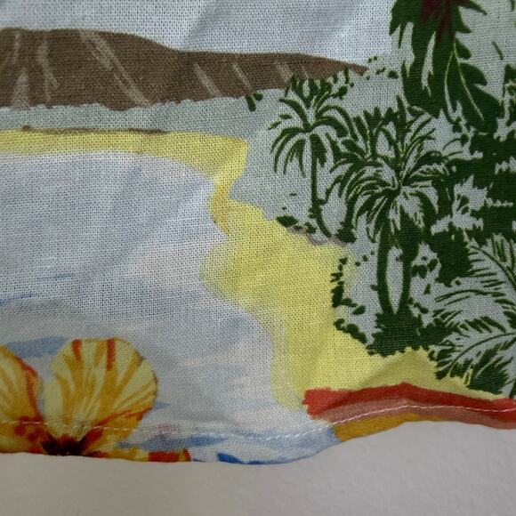 Marine Layer Hawaiian Shirt Womens Medium Malia Button Camp Rainbow Beach NWT - Picture 9 of 12